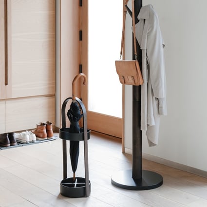 Θήκη για ομπρέλες Hub Bellwood 320240-048 Umbra